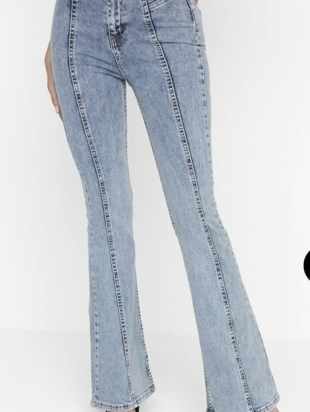 High-Rise Light Wash Flared Jeans - Light Blue